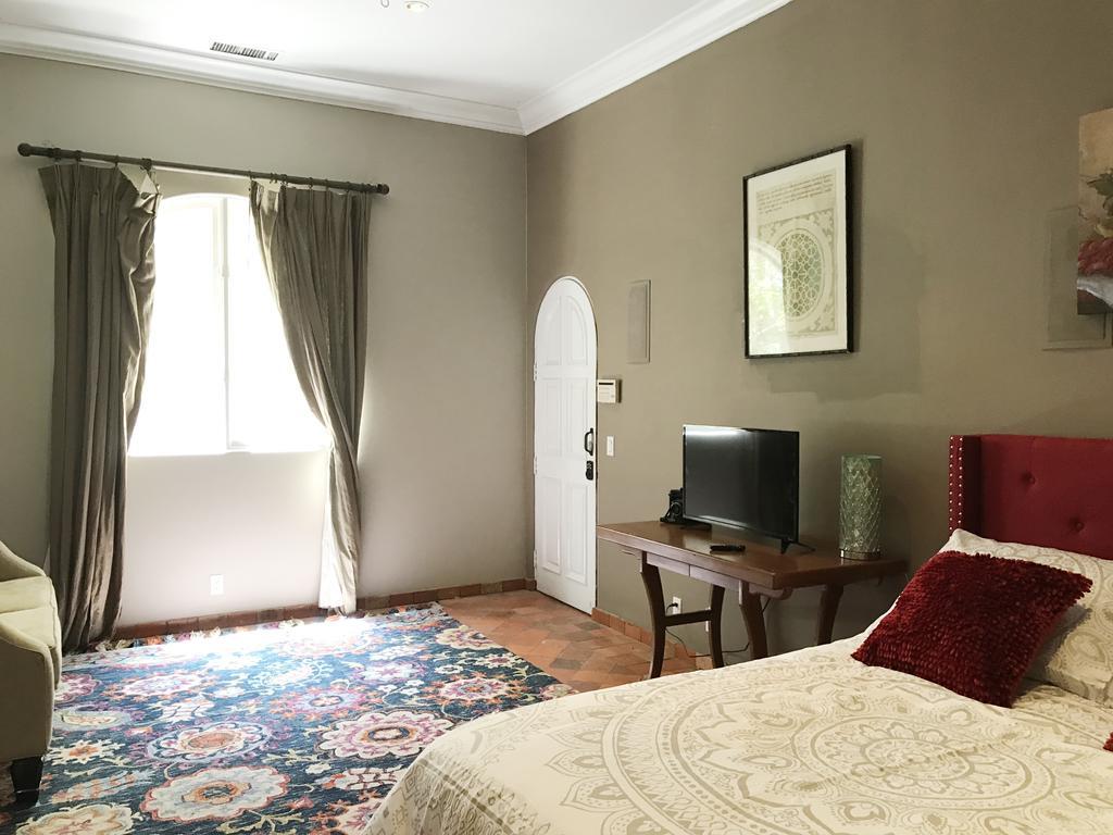 Beverly Hills Spanish Bed & Breakfast